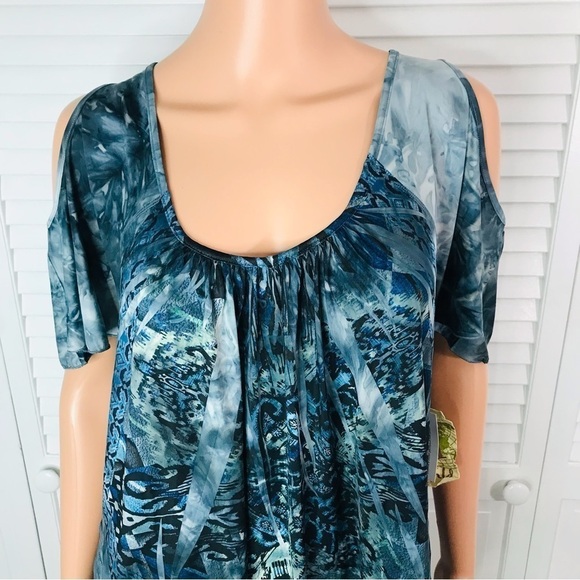 ONE WORLD Blue Embroidered Detail Short Sleeve Cold Shoulder Shirt Size 1X - Picture 2 of 9